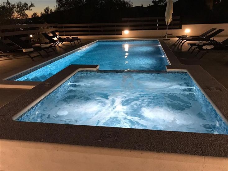 Apartments Miroslava