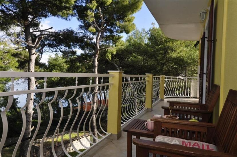 Apartment A1, for 6 persons