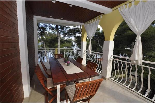 Apartment A1, for 6 persons