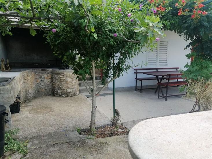 Apartment A2, for 6 persons