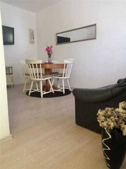 Apartment A2, for 6 persons