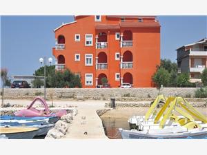 Apartments Sor Bibinje, Size 50.00 m2, Airline distance to the sea 10 m, Airline distance to town centre 300 m