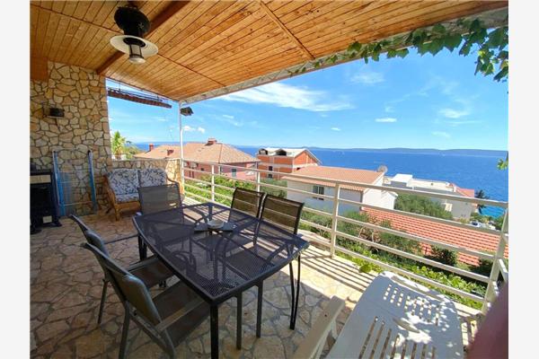 Apartment A1, for 5 persons