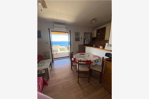 Apartment A1, for 5 persons