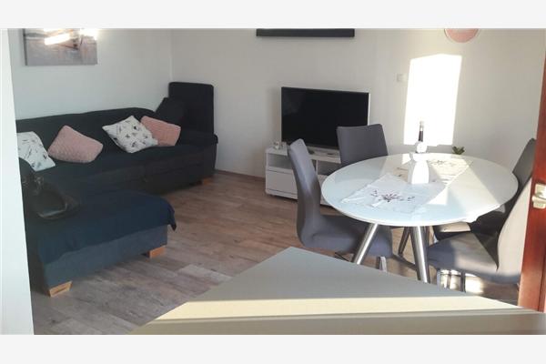 Apartment A2, for 4 persons