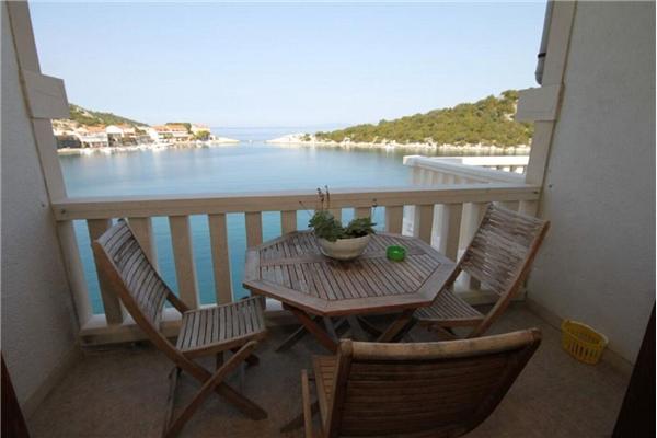 Apartment A6, for 4 persons