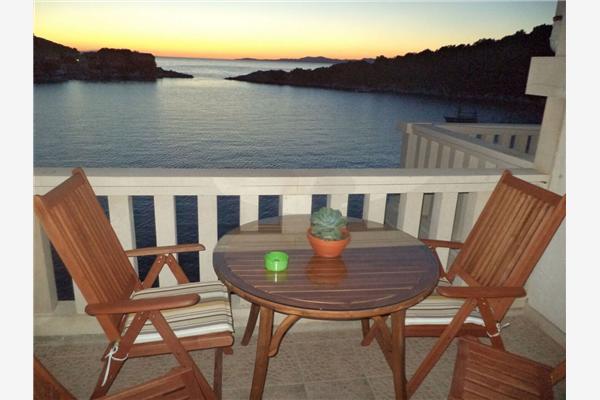 Apartment A6, for 4 persons