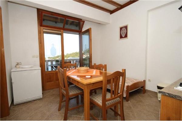 Apartment A6, for 4 persons