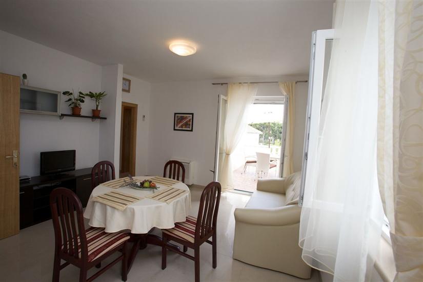 Apartment A1, for 3 persons