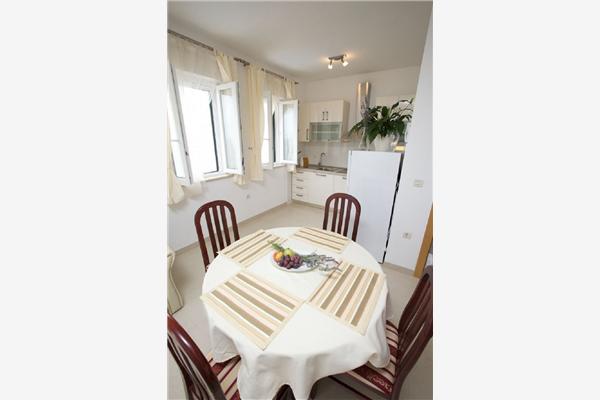 Apartment A1, for 3 persons
