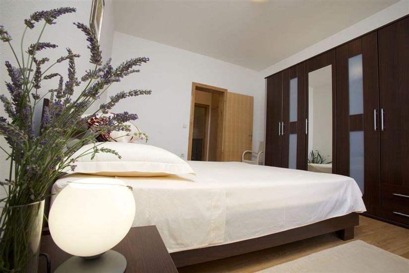 Apartment A1, for 3 persons