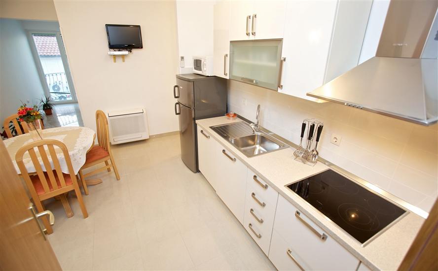 Apartment A2, for 3 persons