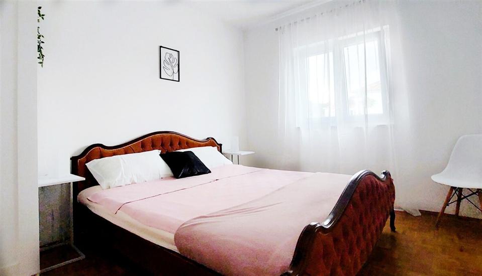 Apartman A1, na 8 osebe