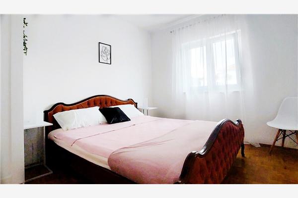 Apartman A1, na 8 osebe