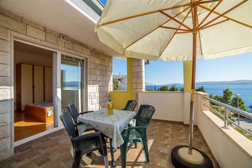 Apartment A1, for 5 persons