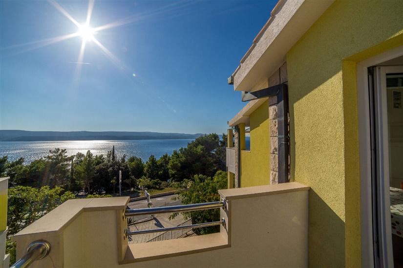 Apartment A1, for 5 persons