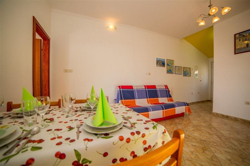 Apartment A1, for 5 persons