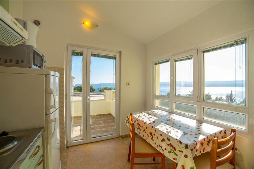 Apartment A1, for 5 persons