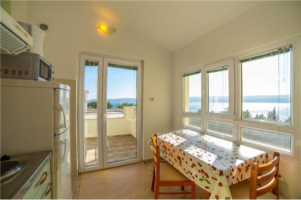 Apartment A1, for 5 persons