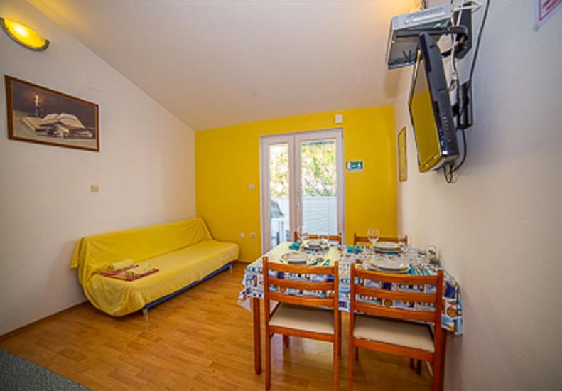 Apartment A2, for 4 persons