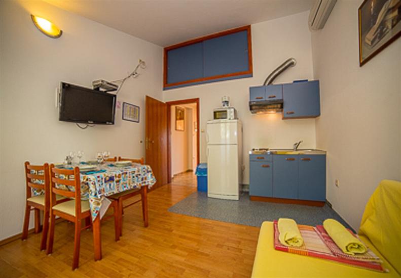 Apartment A2, for 4 persons