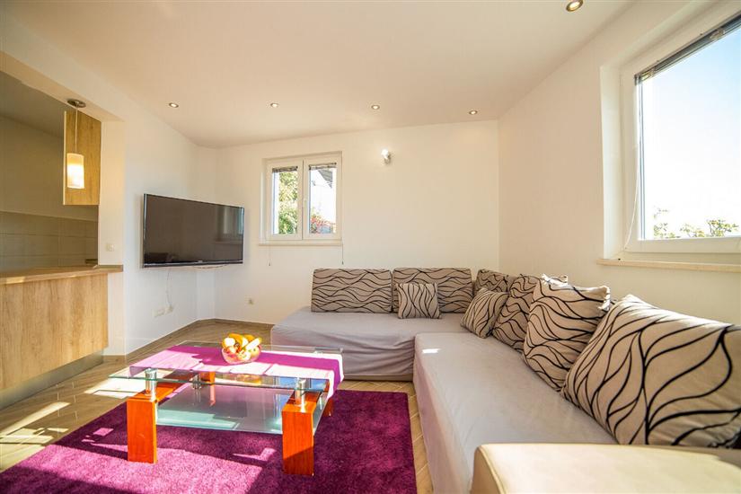 Apartment A3, for 5 persons