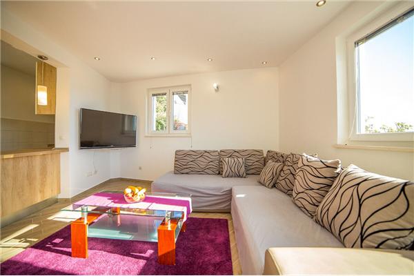 Apartment A3, for 5 persons