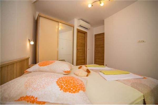 Apartment A3, for 5 persons