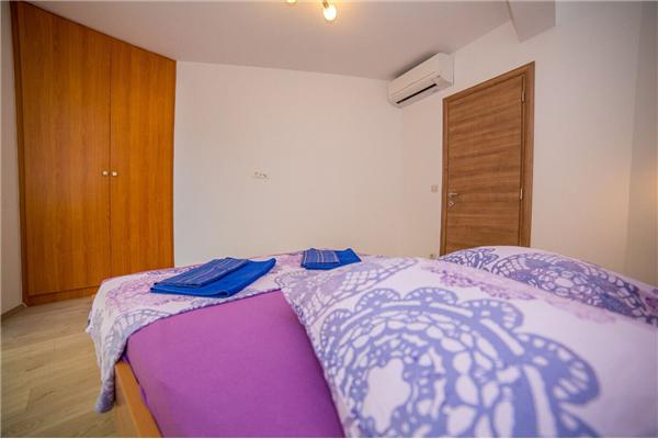 Apartment A3, for 5 persons