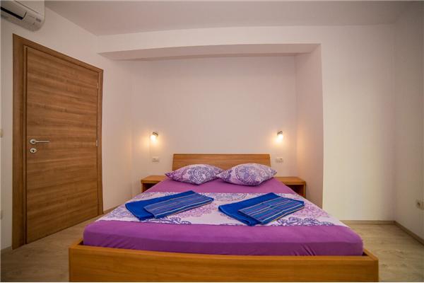 Apartment A3, for 5 persons