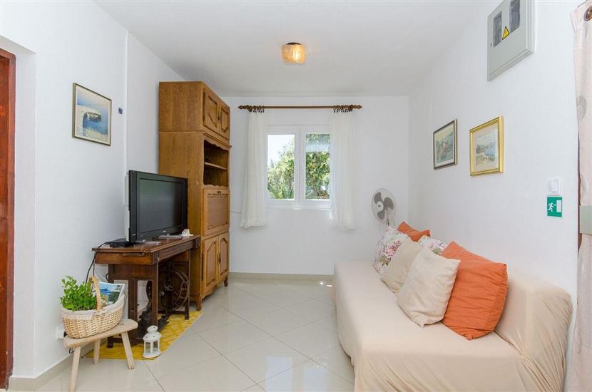 Apartment A1, for 5 persons