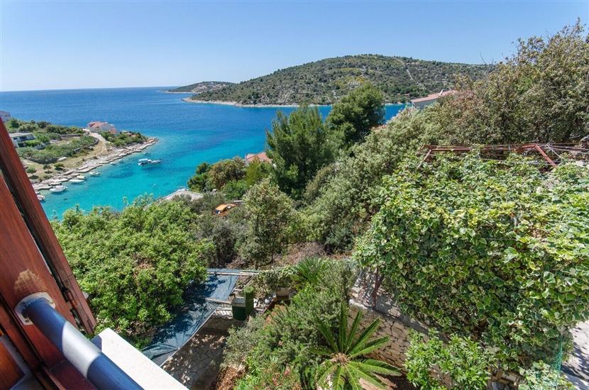 Apartment A2, for 5 persons