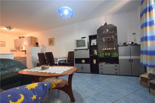 Apartman A1, na 5 osebe