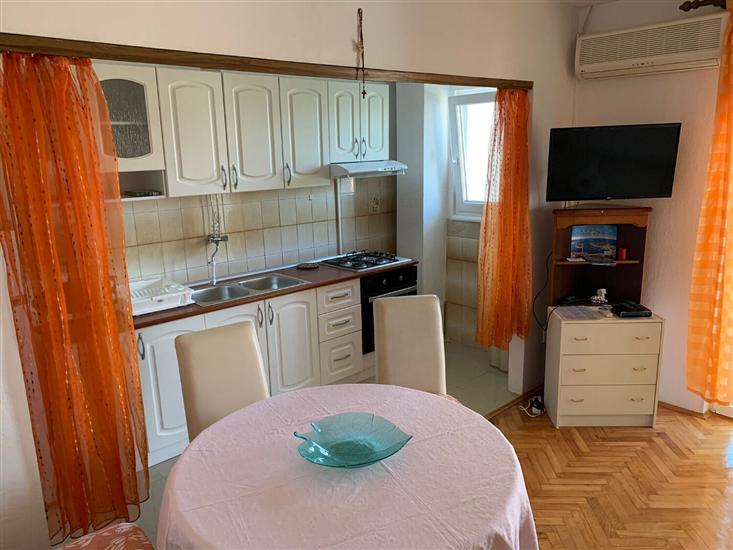 Apartman A2, za 5 osoba/e