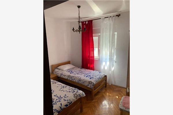 Apartman A2, za 5 osoba/e