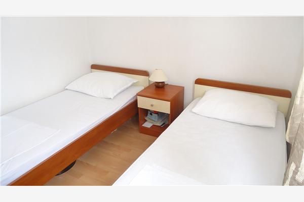 Apartment A2, for 4 persons