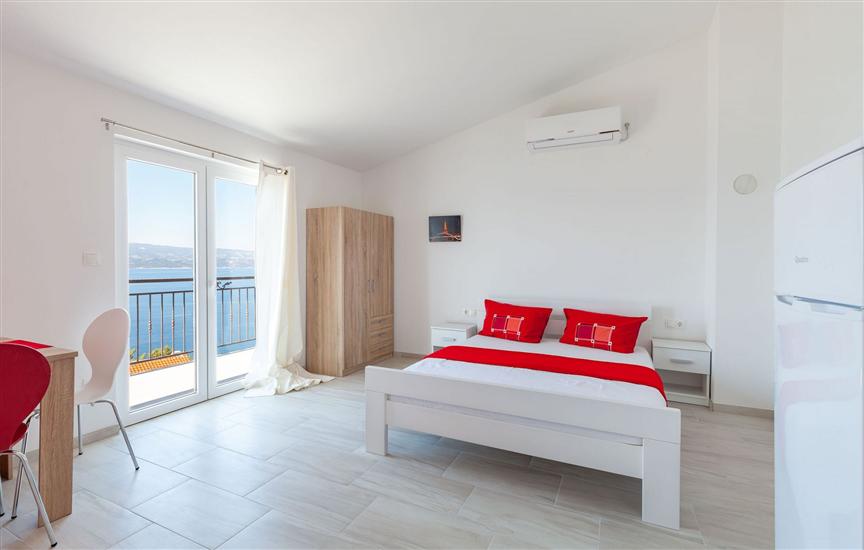 Apartment A6, for 3 persons