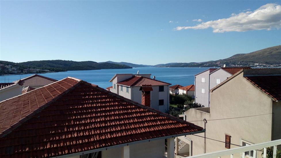 Apartment A2, for 6 persons