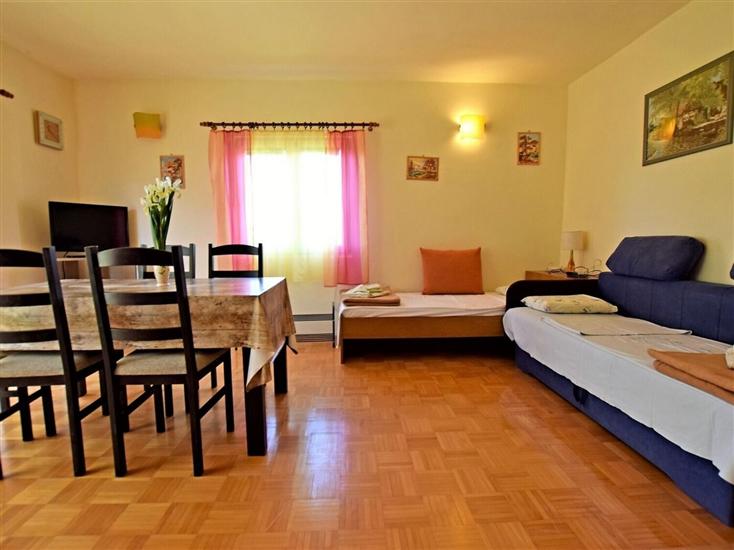 Apartment A2, for 4 persons