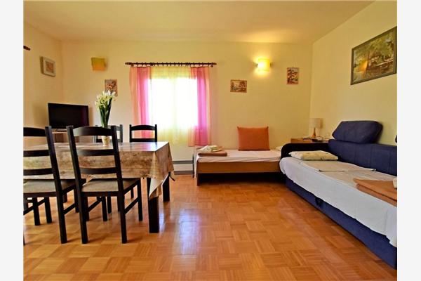 Apartment A2, for 4 persons