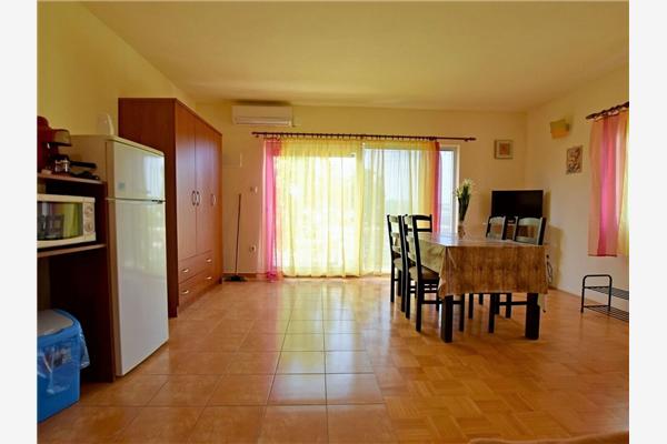 Apartment A2, for 4 persons
