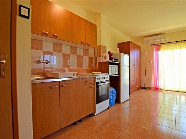 Apartment A2, for 4 persons