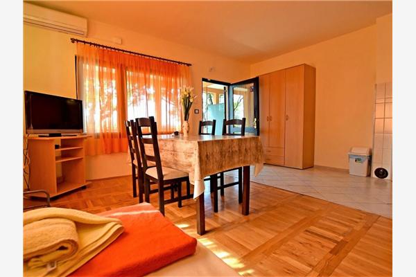 Apartment A3, for 4 persons