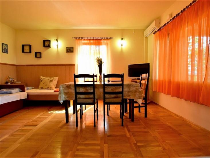 Apartment A3, for 4 persons