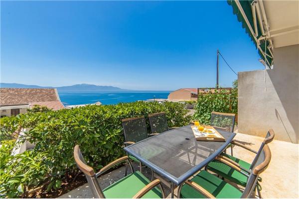 Apartment A1, for 6 persons