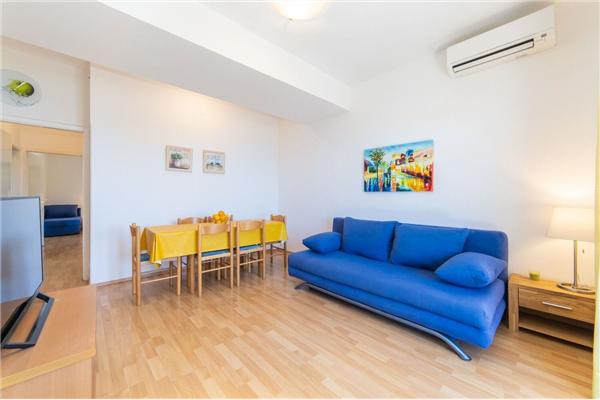Apartment A1, for 6 persons