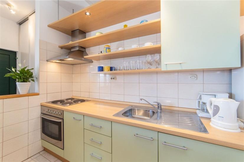 Apartment A1, for 6 persons