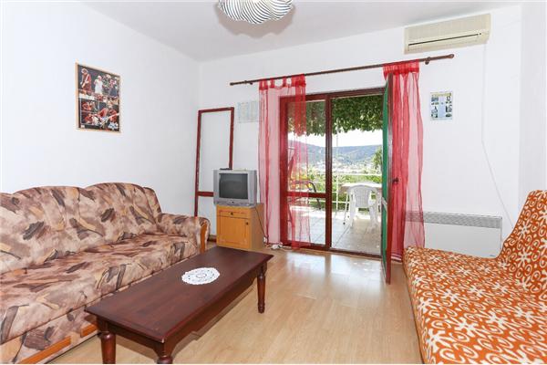 House K1, for 8 persons