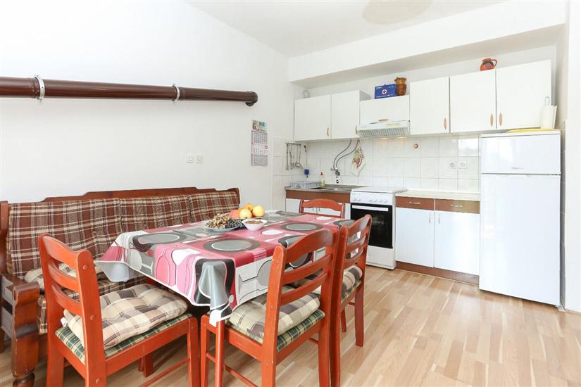 House K1, for 8 persons