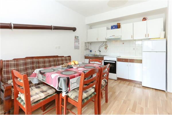 House K1, for 8 persons